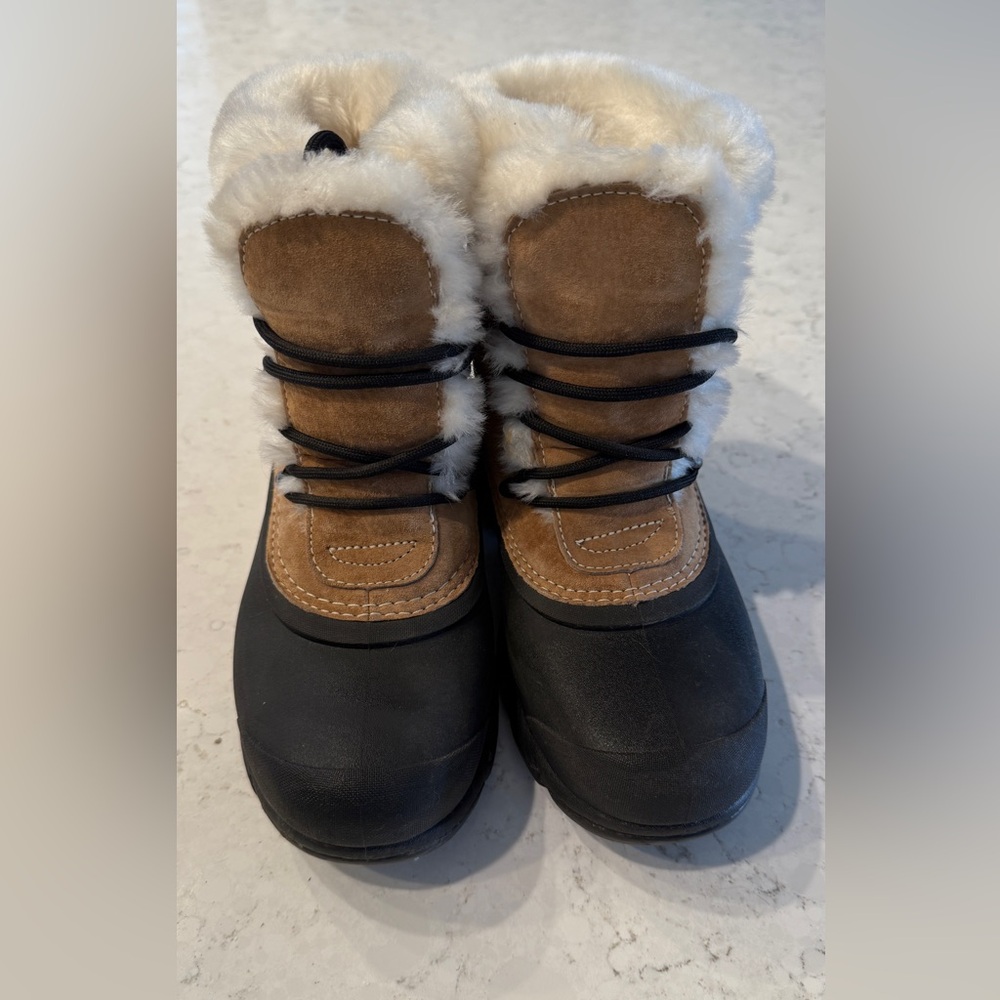 Sorel Winter Snow Boots - Brown and Black - size 6